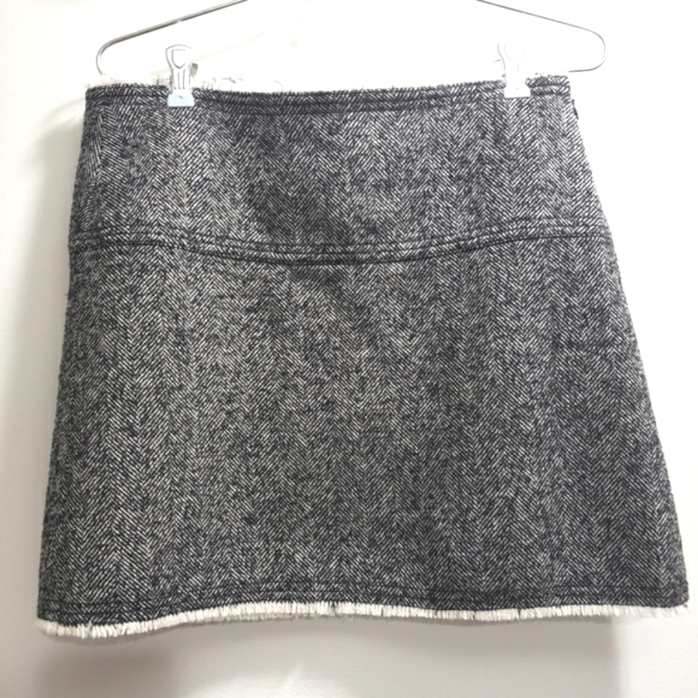 J Crew Gray and Black Raw Hem Wool Mini Skirt, Size 6